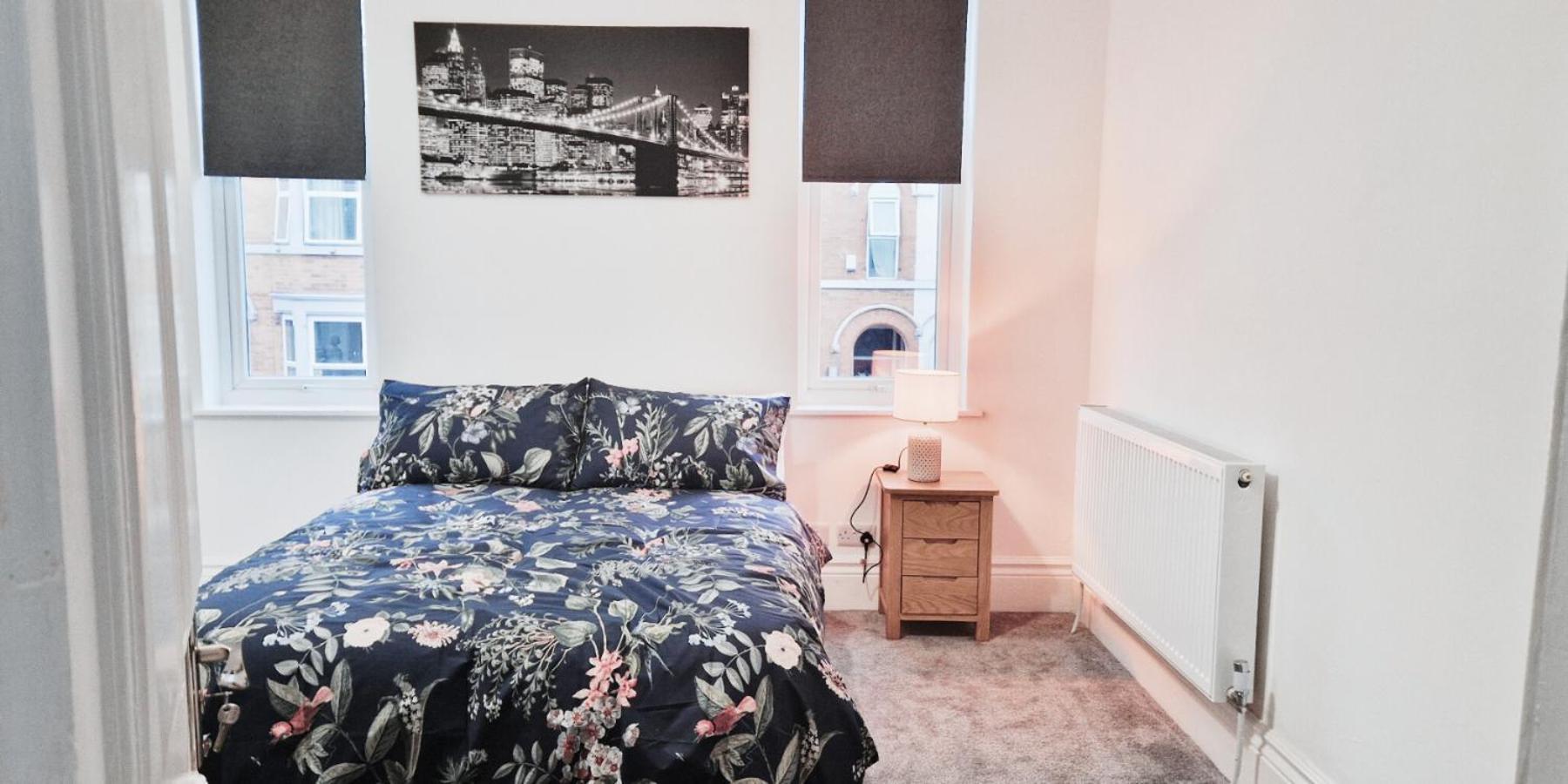 Spacious Room In Modern House Near ノッティンガム エクステリア 写真